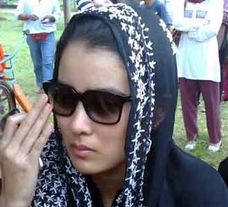 Marcella Sedih Sang Oma Meninggal