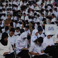 Ribuan CPNS Rebutkan 70 Kursi di DepkumHAM