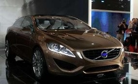 Volvo S60 Makin Aman Buat Pejalan Kaki 