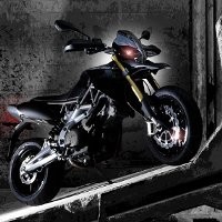 Aprilia Dorsoduro Factory Lahir di Milan