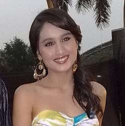 Cinta Laura Suka Kebut-kebutan 