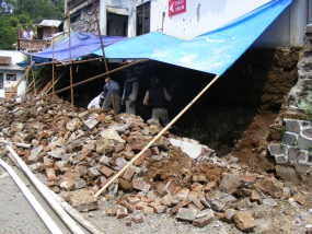 Pemborong Sudah Siap Bangun Benteng Kembali