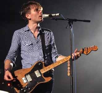 Franz Ferdinand Menggoyang Ancol