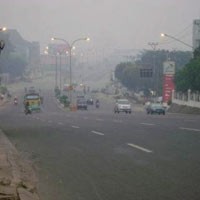 Awas, Jl Raya Jakarta-Bogor Berkabut 