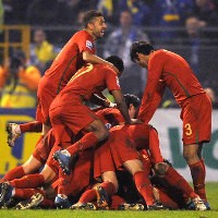 Menang Lagi, Portugal Lolos