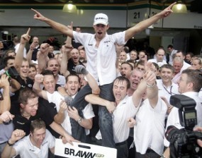 Button Berat Tinggalkan Brawn 