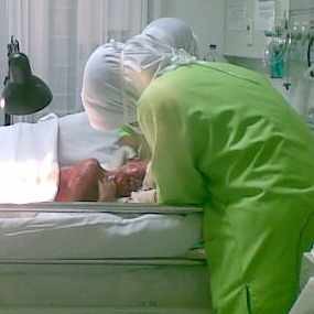 Dokter Seriusi Kemungkinan Ajeng Menderita Herpes