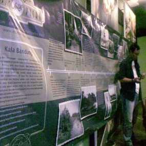 Kala Bandung Teruntai Sepanjang 50 Meter