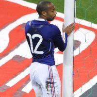 Henry Kini Bukan Pahlawan
