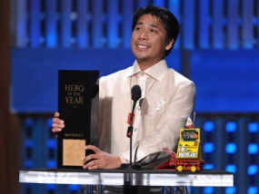 2009 CNN Hero of the Year Dimenangkan Pria Filipina