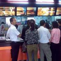 McD Tuding ToniJacks Langgar Perjanjian