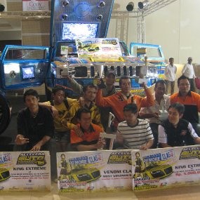 Kejutan Mewarnai Kontes Modifikasi AAC 2009