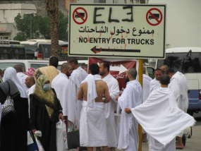 Jutaan Jamaah Calhaj Bergerak ke Arafah