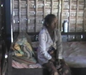 Nenek Rastuti Menangis Jika Ingat Nasib Anak dan 2 Cucunya