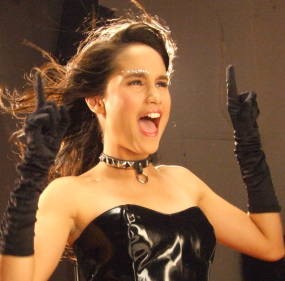 Mau Jadi Pacar Cinta Laura? Ini Syaratnya!