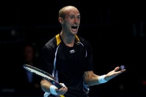 Atasi Soderling, Davydenko ke Semifinal
