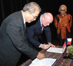 IKJ Gandeng Academy of Performing Arts Praha