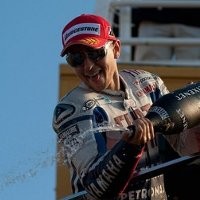Lorenzo: Saya Akan Kalahkan Rossi Musim Depan