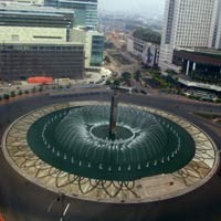 Proyek Gincu yang Memboroskan Uang Rakyat 