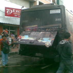 Api Diduga dari Freon AC