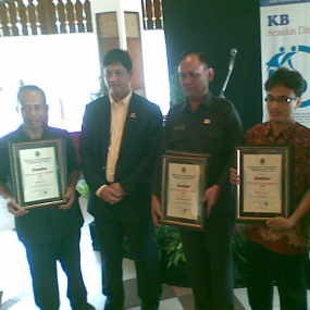 3 Daerah di Jabar Raih Population Award 2009