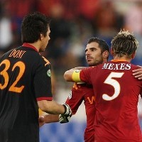 Jangan Kebobolan Lagi, Roma