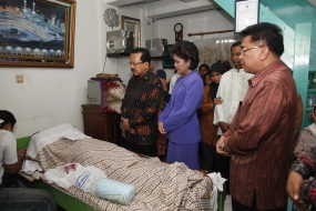 Kerja 6 Tahun, Sulis Berstatus Honorer