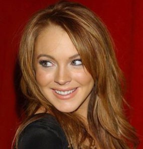 Bikin Film, Lindsay Lohan Selamatkan 40 Anak