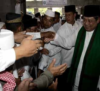 SBY Bertemu Majelis Dzikir Nurussalam 