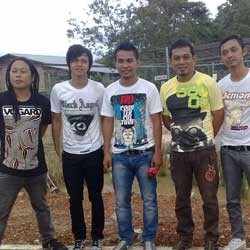 Naff Takjub Konser di Perbatasan Indonesia-Malaysia