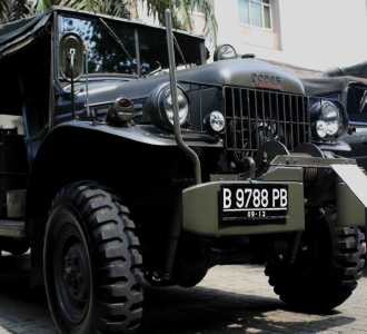 Pameran Mobil Perang