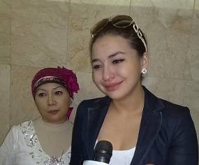 Pengadilan Perintahkan Manohara Balik ke Tengku Fakhry