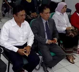 Fanny-Mark Sidang Cerai Perdana