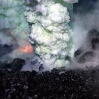 Robot Rekam Letusan Gunung Berapi di Dasar Laut