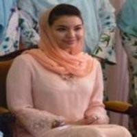 (Jangan) Kumpulkan Koin untuk Manohara Muncul di Facebook