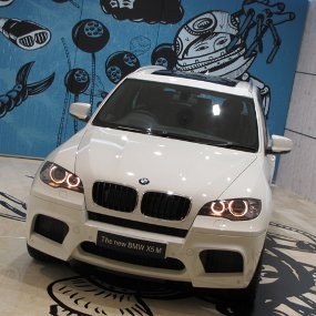 BMW X5 M Dibanderol Mulai Rp 2,2 Miliar