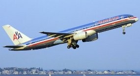 Pesawat American Airlines Kecelakaan Saat Mendarat