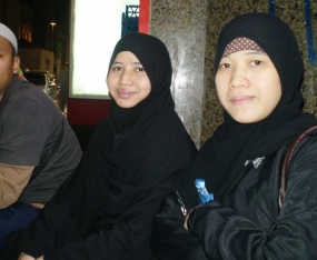 Laila dan Sarah Minta Ditangkap Polisi Biar Bisa Pulang 