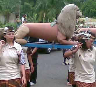 Sisingaan Meriahkan Green Belt