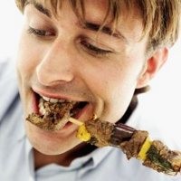 Gigi Kuat dengan Makan Protein