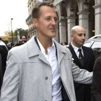 Schumi: Saya Tak Pernah Meninggalkan Balapan