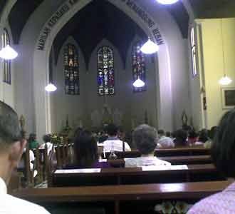 Katedral Bandung Jelang Misa Natal