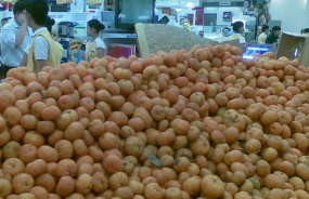 RI Kewalahan Hadapi Produk Buah-Buahan Impor China