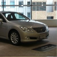 Harga Mobil Menteri Rp 1,325 Miliar