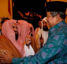  Suara Kurang Jelas, Penerjemah Bahasa Arab Dipanggil Maju SBY