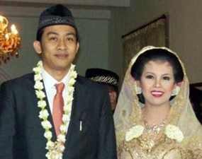 Yenny Wahid Hamil 6 Minggu