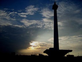 Tahun Baru Tanpa Pesta Kembang Api di Monas