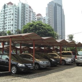 Penjualan Mobil 2010 Diperkirakan Tembus 550.000 Unit