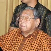 Seniman Riau Gelar Pentas Duka Buat Gus Dur