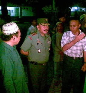 Gus Dur Dimakamkan Secara Militer